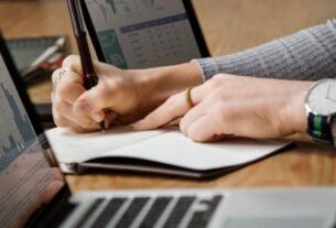 Como Ganhar Dinheiro com Blog em dólar